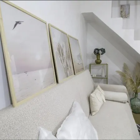 Lightbooking La Merced Apartment *